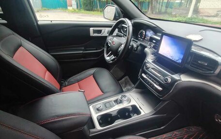 Ford Explorer VI, 2019 год, 3 000 000 рублей, 17 фотография