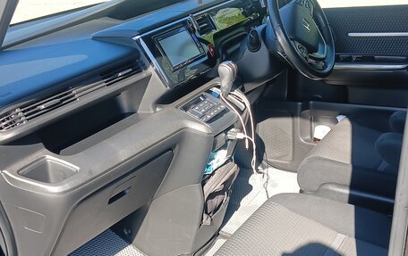 Honda Stepwgn IV, 2017 год, 2 200 000 рублей, 12 фотография