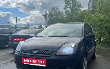 Ford Fiesta, 2006 год, 270 000 рублей, 2 фотография