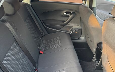 Volkswagen Polo VI (EU Market), 2017 год, 1 100 000 рублей, 12 фотография