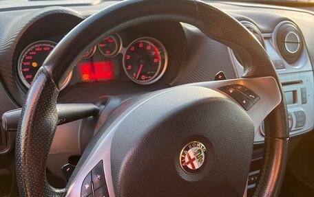 Alfa Romeo MiTo I рестайлинг 2, 2011 год, 1 300 000 рублей, 11 фотография