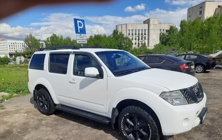 Nissan Pathfinder, 2014 год, 2 000 000 рублей, 4 фотография