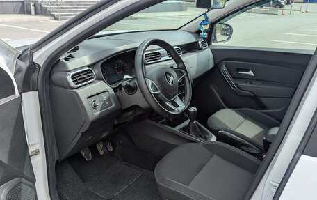 Renault Duster, 2022 год, 2 100 000 рублей, 10 фотография