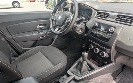 Renault Duster, 2022 год, 2 100 000 рублей, 11 фотография