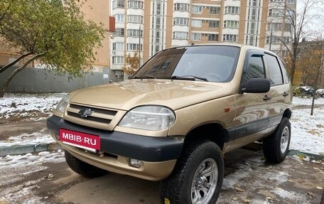 Chevrolet Niva I рестайлинг, 2004 год, 460 000 рублей, 10 фотография