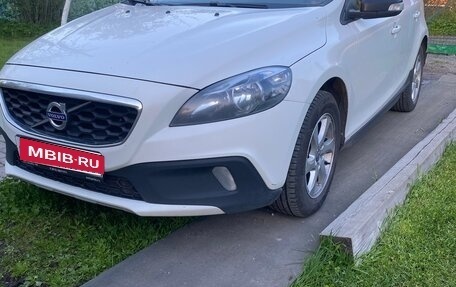 Volvo V40 Cross Country I, 2014 год, 1 030 000 рублей, 1 фотография