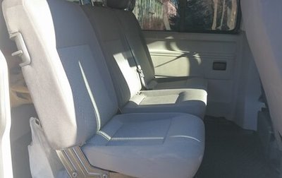 Volkswagen Caravelle T5, 2013 год, 2 000 000 рублей, 1 фотография