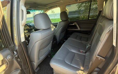 Toyota Land Cruiser 200, 2010 год, 2 500 000 рублей, 19 фотография