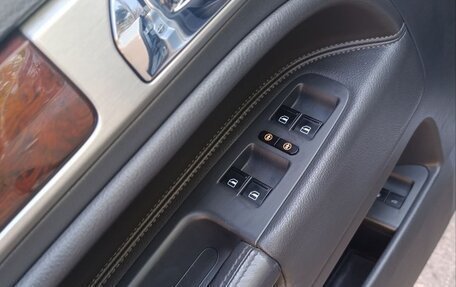 Volkswagen Touareg III, 2008 год, 1 350 000 рублей, 10 фотография
