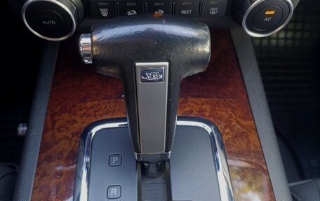 Volkswagen Touareg III, 2008 год, 1 350 000 рублей, 25 фотография