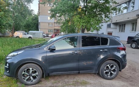 KIA Sportage IV рестайлинг, 2019 год, 2 200 000 рублей, 3 фотография