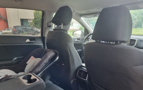KIA Sportage IV рестайлинг, 2019 год, 2 200 000 рублей, 9 фотография