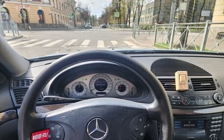 Mercedes-Benz E-Класс, 2002 год, 650 000 рублей, 5 фотография