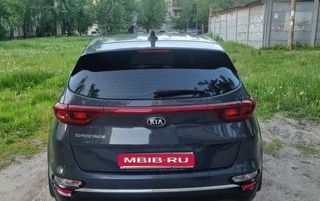 KIA Sportage IV рестайлинг, 2019 год, 2 200 000 рублей, 2 фотография