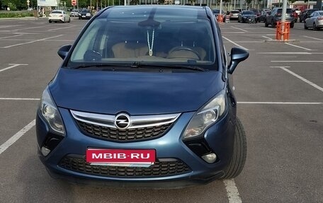 Opel Zafira C рестайлинг, 2013 год, 1 120 000 рублей, 2 фотография