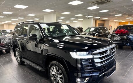Toyota Land Cruiser, 2024 год, 11 850 000 рублей, 6 фотография