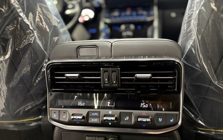 Toyota Land Cruiser, 2024 год, 11 850 000 рублей, 14 фотография