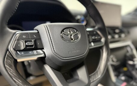 Toyota Land Cruiser, 2024 год, 11 850 000 рублей, 20 фотография