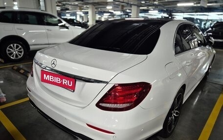 Mercedes-Benz E-Класс, 2016 год, 3 599 000 рублей, 5 фотография