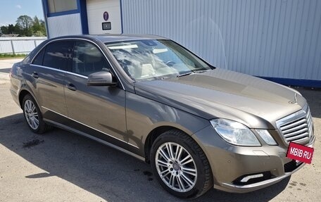Mercedes-Benz E-Класс, 2010 год, 1 700 000 рублей, 5 фотография