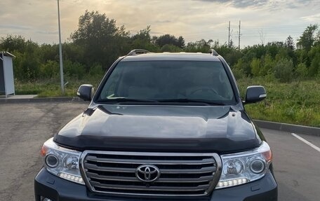 Toyota Land Cruiser 200, 2012 год, 3 350 000 рублей, 2 фотография