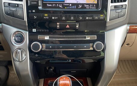 Toyota Land Cruiser 200, 2012 год, 3 350 000 рублей, 10 фотография