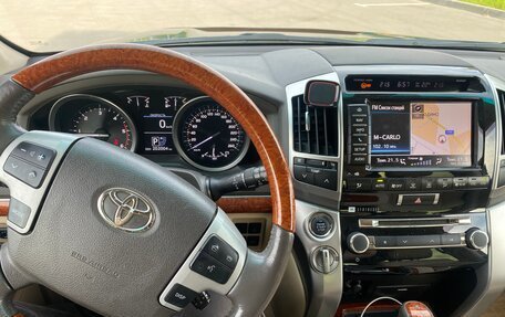 Toyota Land Cruiser 200, 2012 год, 3 350 000 рублей, 9 фотография