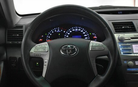 Toyota Camry, 2011 год, 1 615 000 рублей, 12 фотография