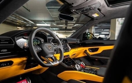 Lamborghini Urus I, 2025 год, 49 000 000 рублей, 4 фотография