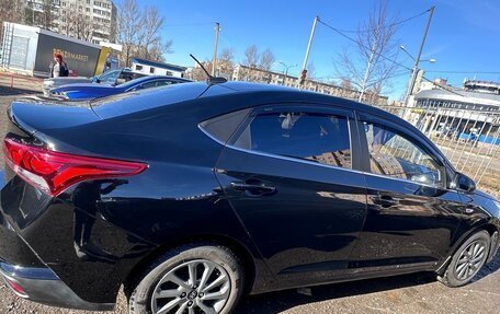 Hyundai Solaris II рестайлинг, 2021 год, 1 350 000 рублей, 2 фотография
