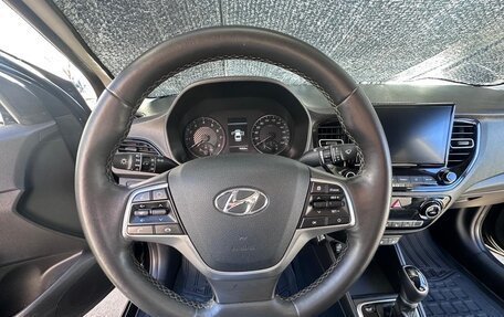 Hyundai Solaris II рестайлинг, 2021 год, 1 350 000 рублей, 10 фотография
