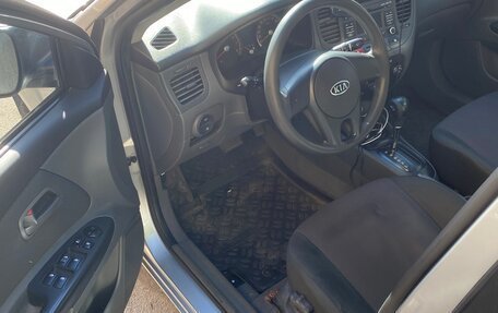 KIA Rio II, 2011 год, 610 000 рублей, 15 фотография