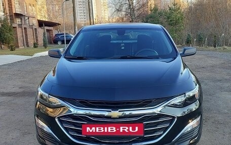 Chevrolet Malibu IX, 2020 год, 1 780 000 рублей, 2 фотография