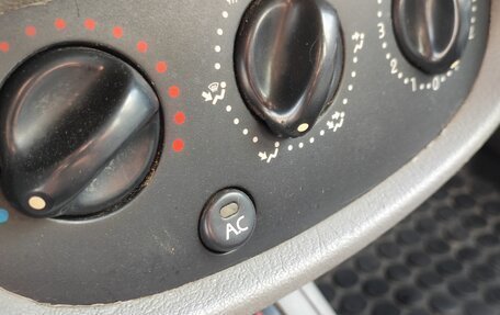 Renault Symbol I, 2002 год, 245 000 рублей, 7 фотография