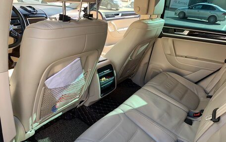 Volkswagen Touareg III, 2013 год, 2 050 000 рублей, 9 фотография