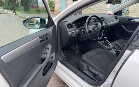 Volkswagen Jetta VI, 2015 год, 1 590 000 рублей, 7 фотография