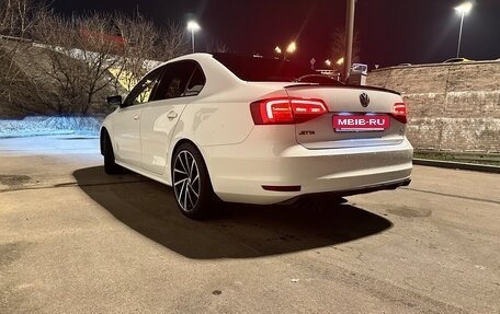 Volkswagen Jetta VI, 2015 год, 1 590 000 рублей, 15 фотография