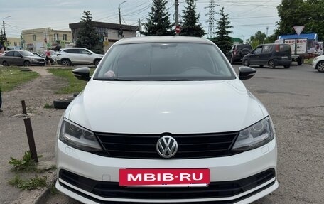 Volkswagen Jetta VI, 2015 год, 1 590 000 рублей, 6 фотография