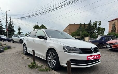 Volkswagen Jetta VI, 2015 год, 1 590 000 рублей, 12 фотография