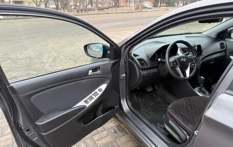 Hyundai Solaris II рестайлинг, 2015 год, 1 200 000 рублей, 5 фотография