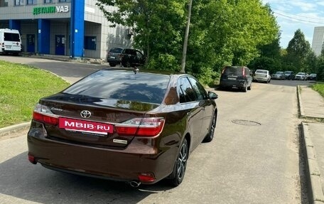 Toyota Camry, 2017 год, 1 850 000 рублей, 8 фотография