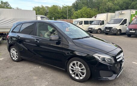 Mercedes-Benz B-Класс, 2015 год, 1 577 777 рублей, 3 фотография