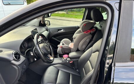Mercedes-Benz B-Класс, 2015 год, 1 577 777 рублей, 15 фотография