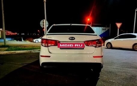 KIA Rio III рестайлинг, 2016 год, 950 000 рублей, 4 фотография