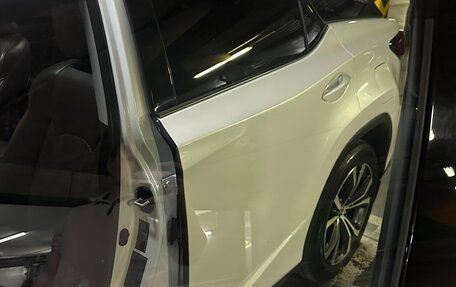 Lexus RX IV рестайлинг, 2020 год, 4 800 000 рублей, 8 фотография