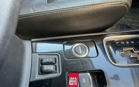 Mitsubishi Outlander III рестайлинг 3, 2018 год, 1 650 000 рублей, 4 фотография