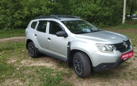 Renault Duster I рестайлинг, 2021 год, 1 650 000 рублей, 2 фотография