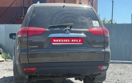 Mitsubishi Pajero Sport II рестайлинг, 2014 год, 1 850 000 рублей, 2 фотография