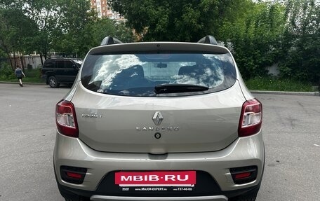 Renault Sandero II рестайлинг, 2018 год, 980 000 рублей, 4 фотография