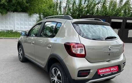 Renault Sandero II рестайлинг, 2018 год, 980 000 рублей, 3 фотография